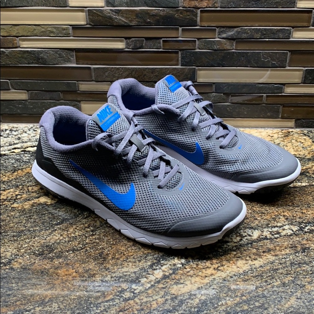 Men’s Nike Tennis Shoes